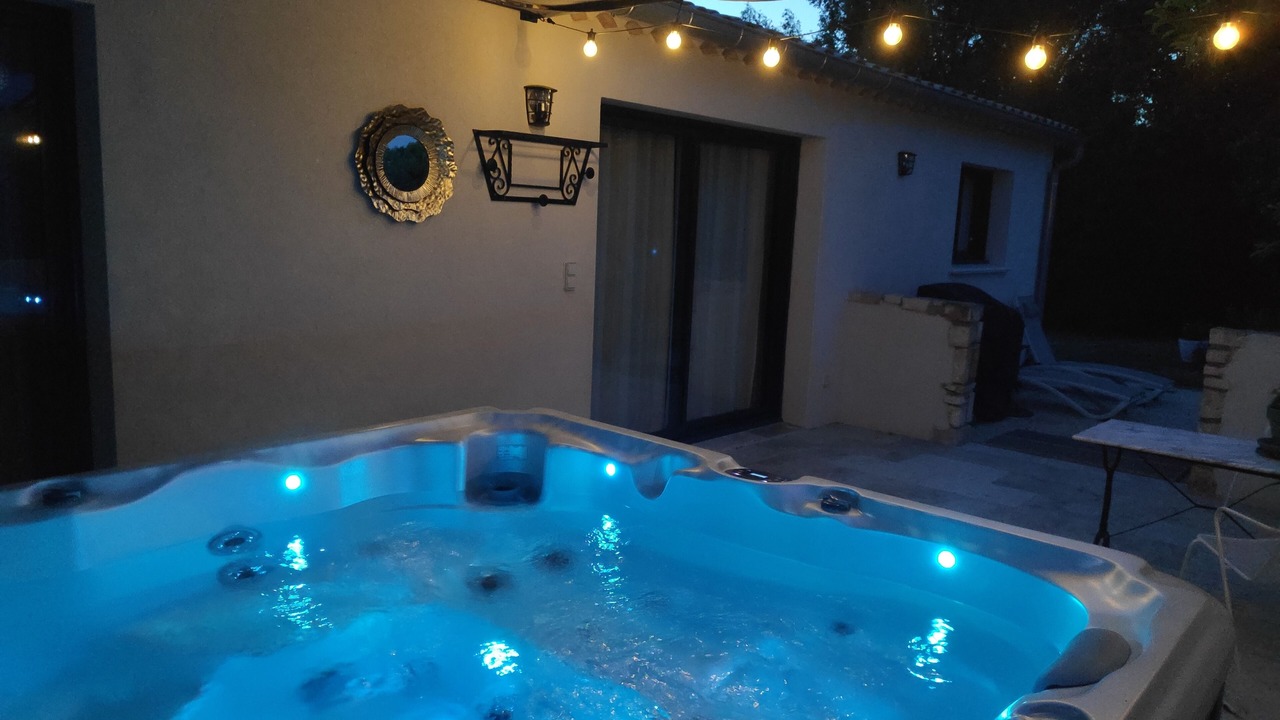 Photo of Patio Balcony in Saint-Paulet-de-Caisson
