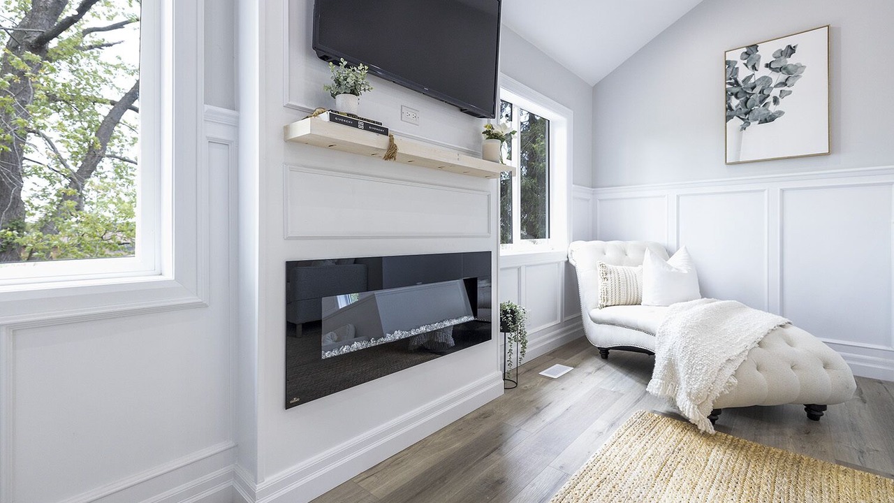 Photo of Livingroom in Scugog