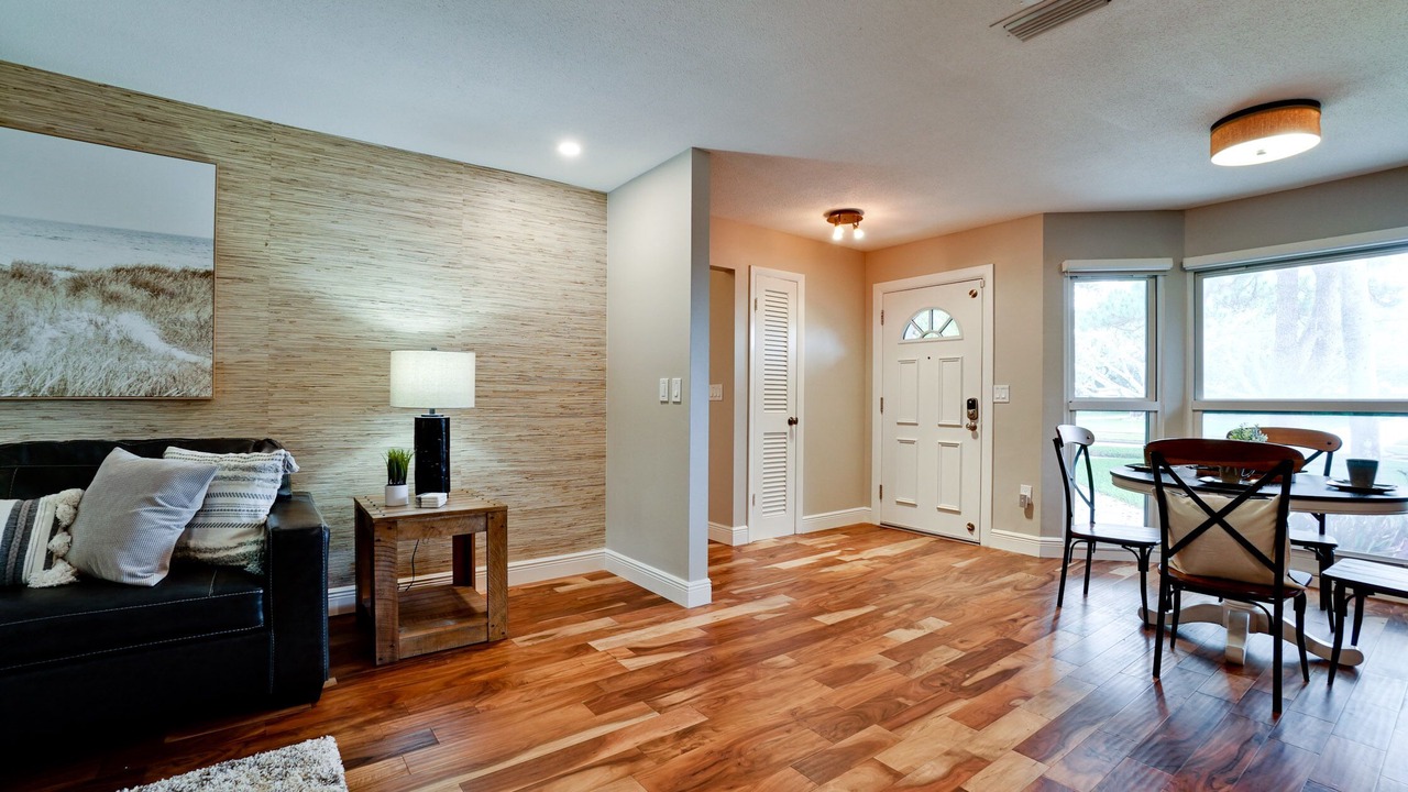 Photo of Livingroom in Trailer Estates