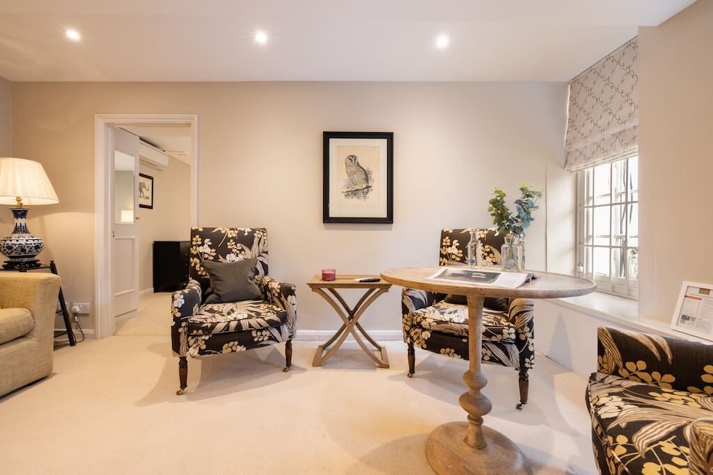 Photo of Livingroom in Knightsbridge