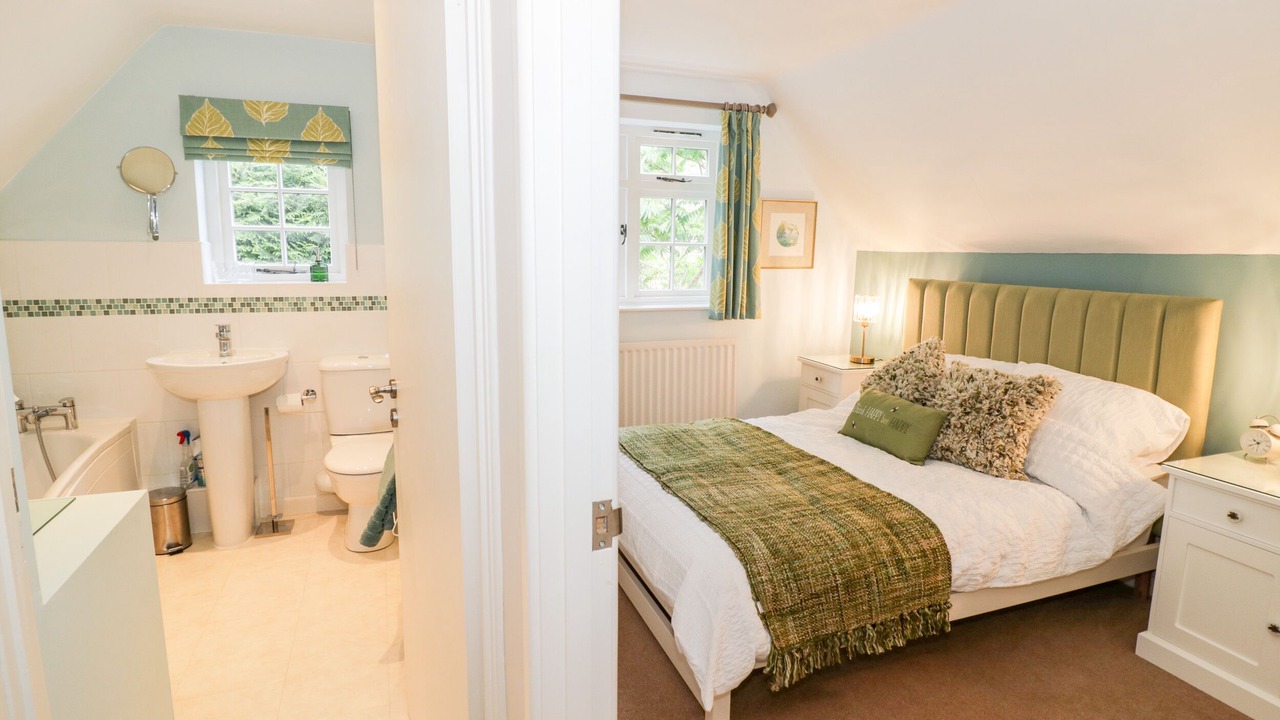 Photo of Bathroom in Kenilworth
