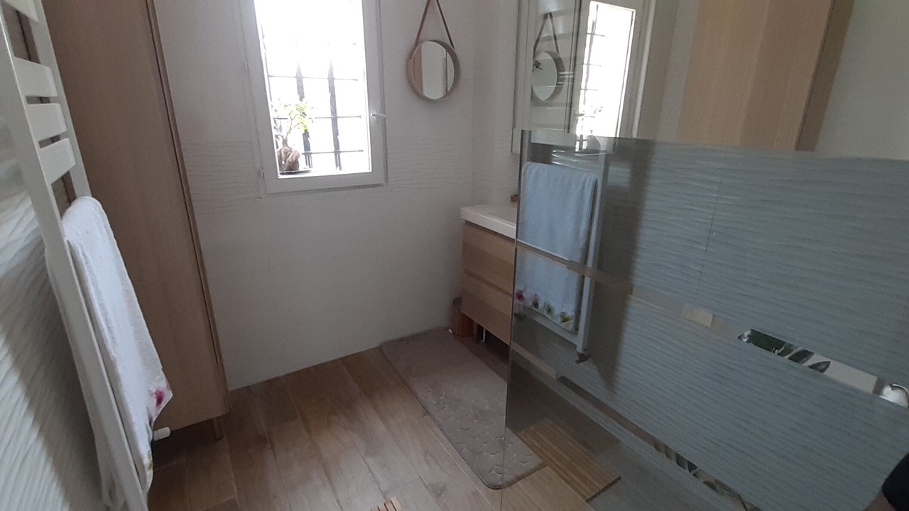 Photo of Bathroom in Sorgues