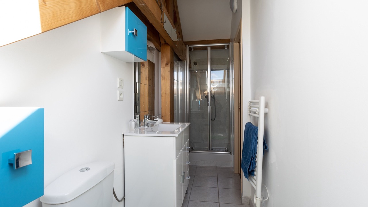 Photo of Bathroom in Embrun