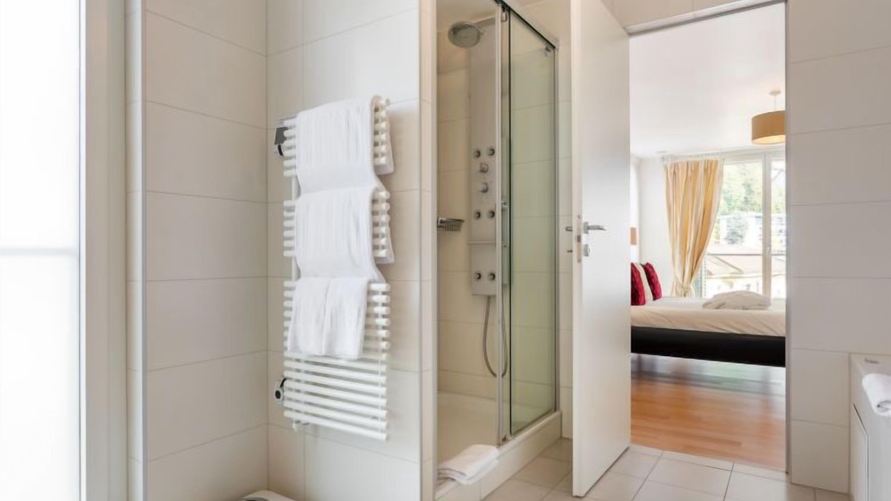 Photo of Bathroom in Montreux City Centre