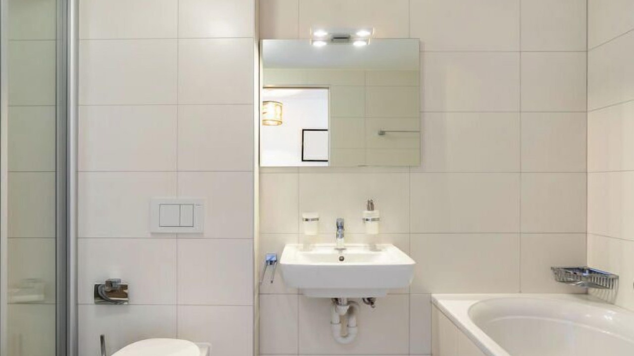 Photo of Bathroom in Montreux City Centre