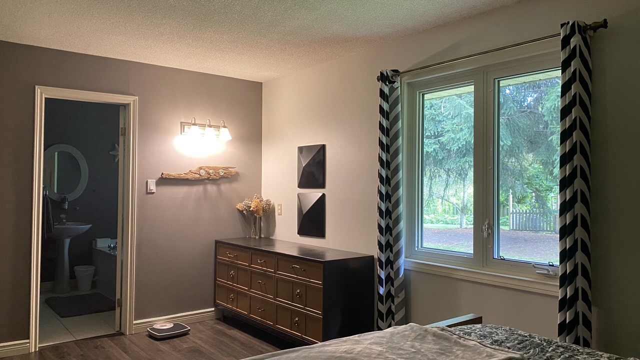 Photo of Bedroom in Thames Centre
