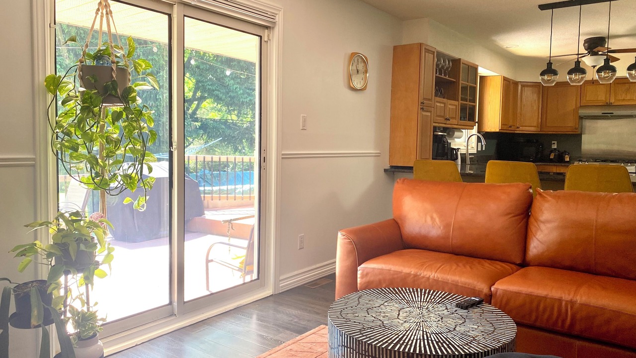 Photo of Livingroom in Thames Centre