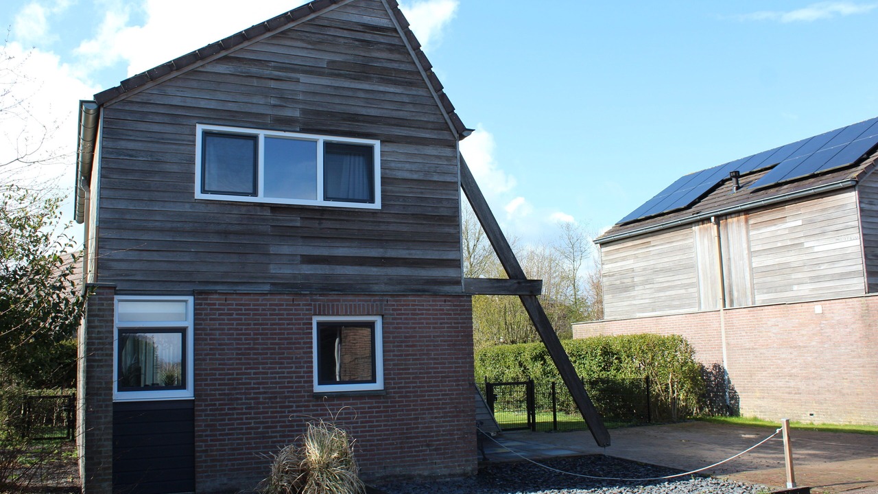 Photo of Outdoor in Grou