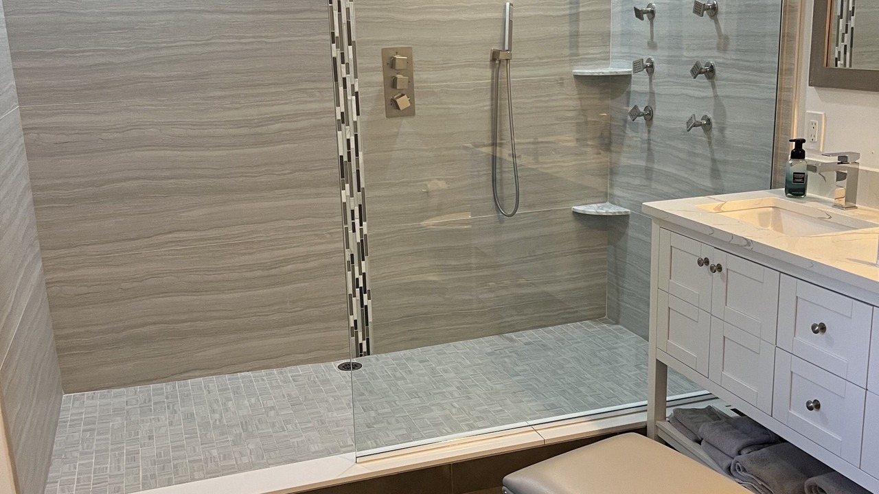 Photo of Bathroom in Orient Point