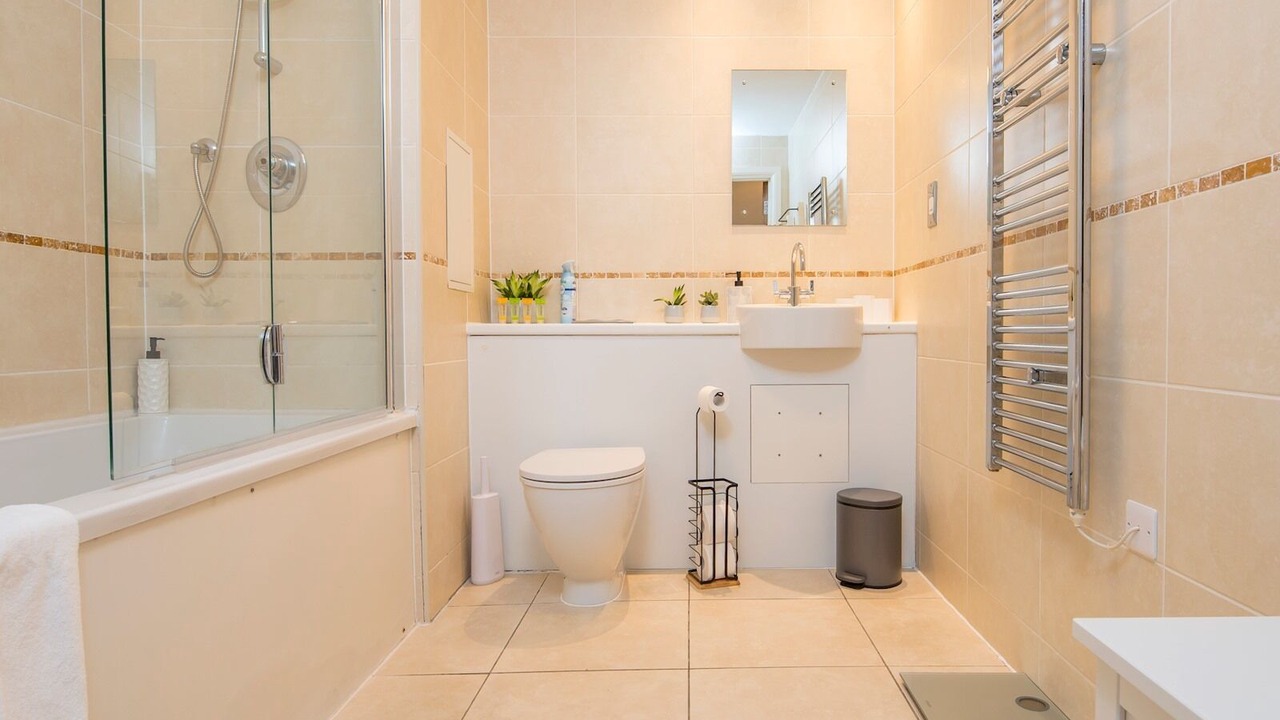 Photo of Bathroom in Castle Quarter