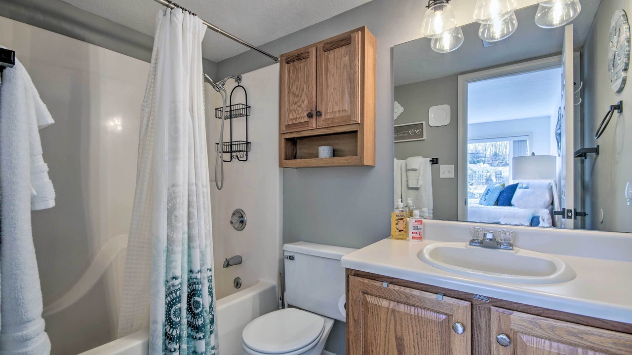 Photo of Bathroom in Village of Four Seasons