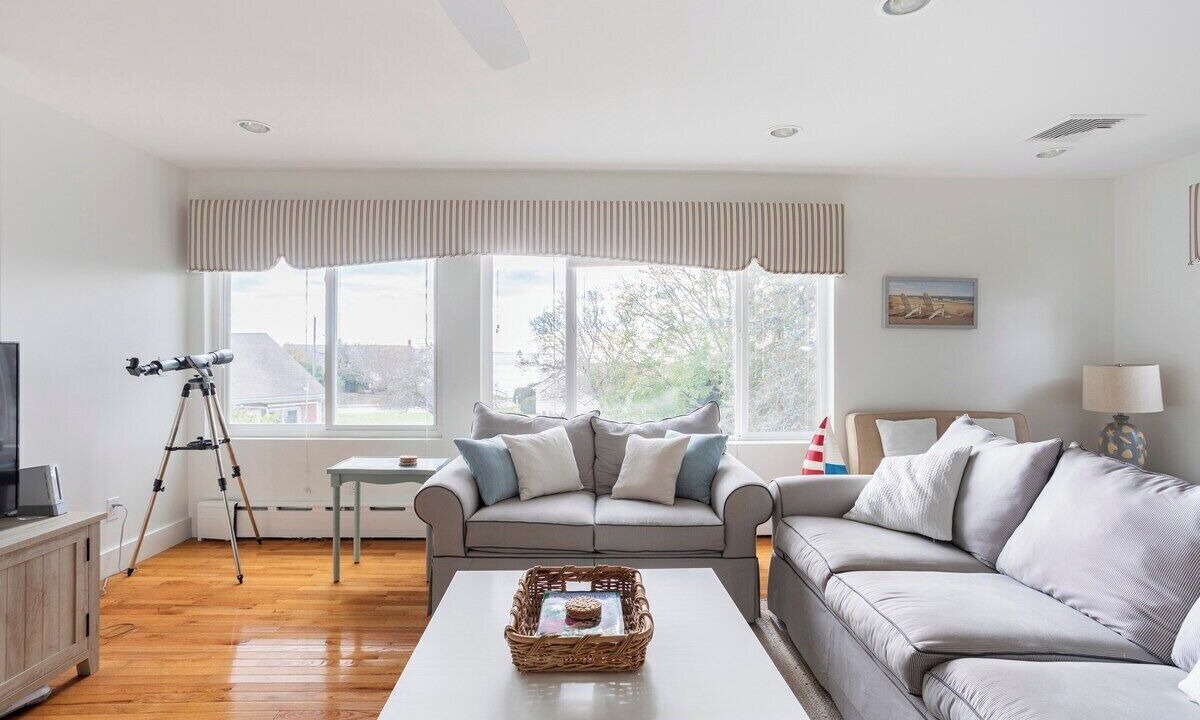 Photo of Livingroom in New London