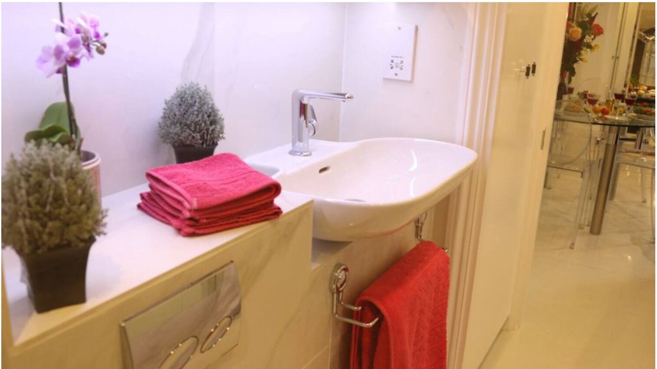 Photo of Bathroom in Brompton & Hans Town
