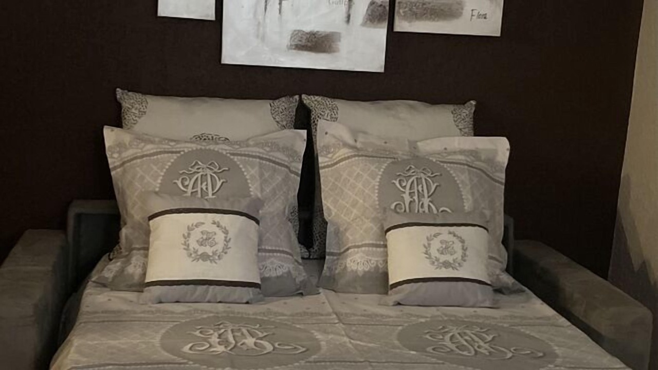 Photo of Bedroom in Caumont-sur-Durance
