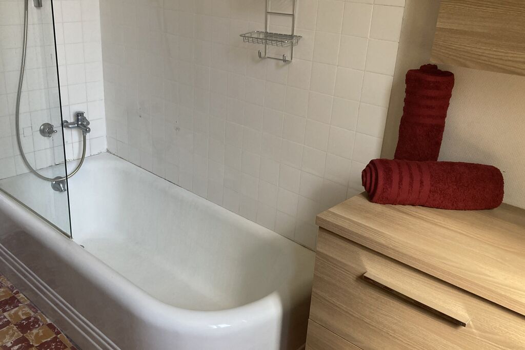 Photo of Bathroom in Caumont-sur-Durance
