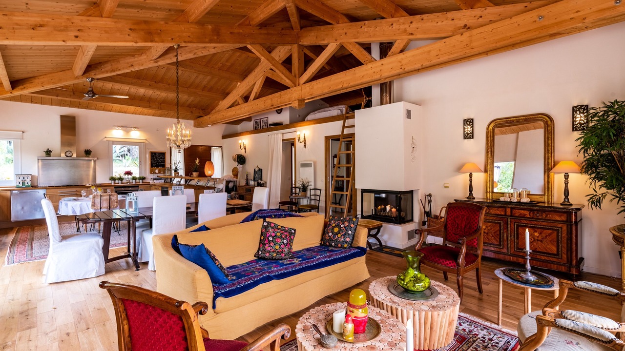 Photo of Livingroom in Monacia-d'Aullene