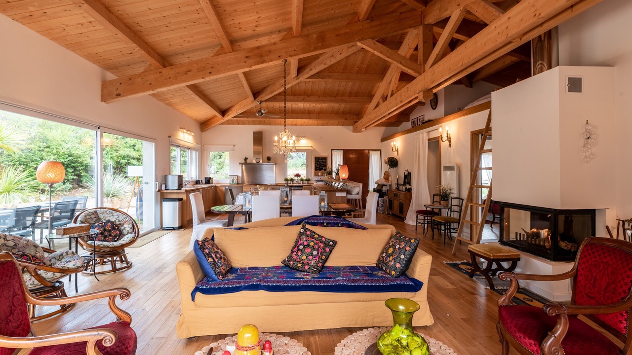 Photo of Livingroom in Monacia-d'Aullene