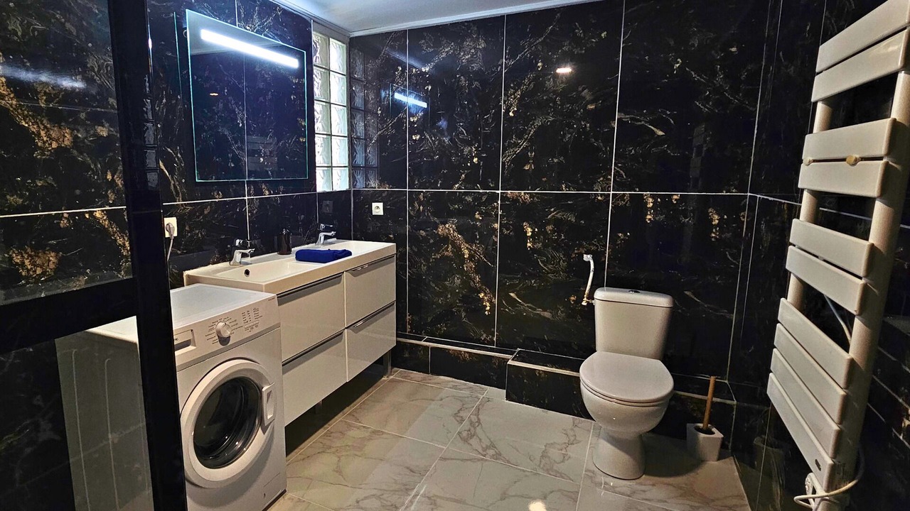 Photo of Bathroom in Bram