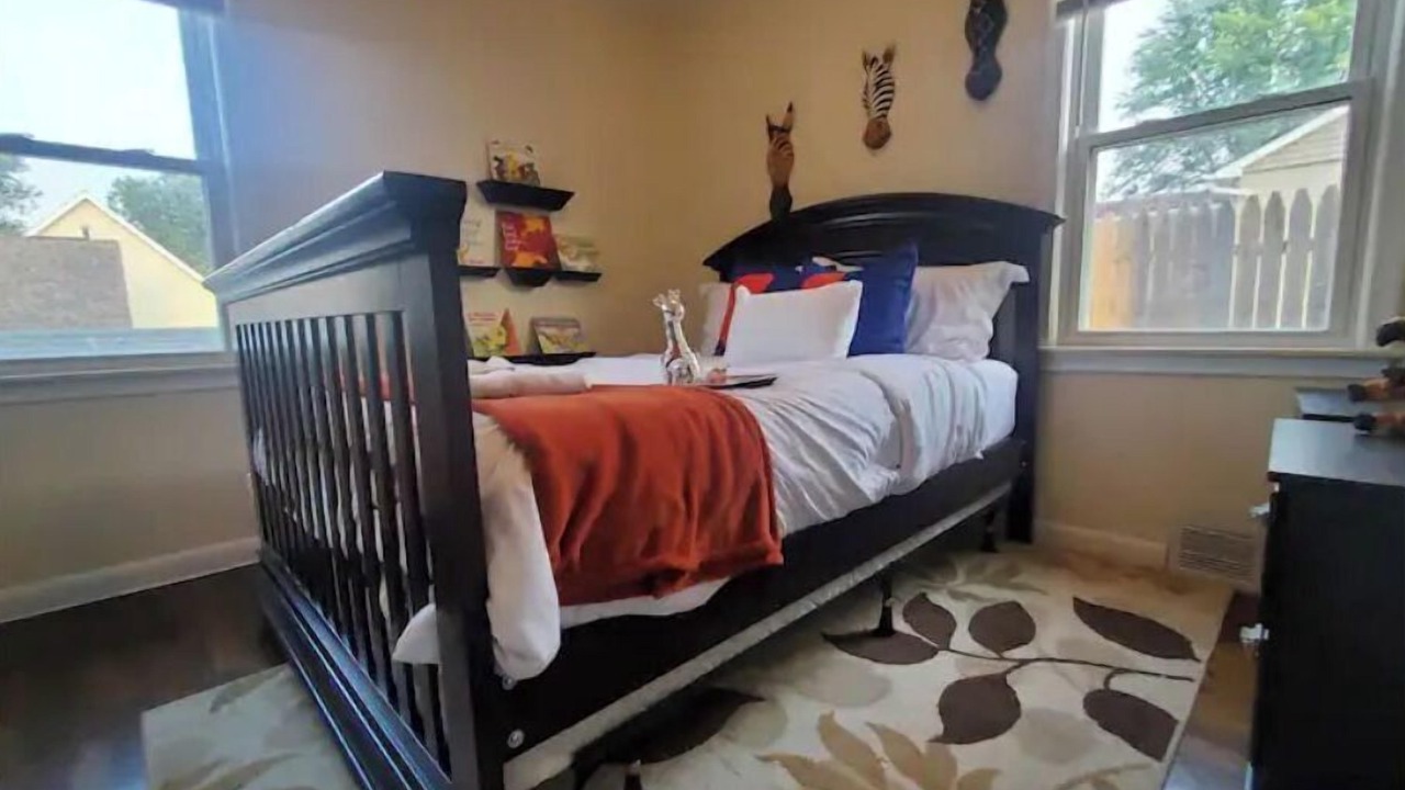 Photo of Bedroom in Pontiac