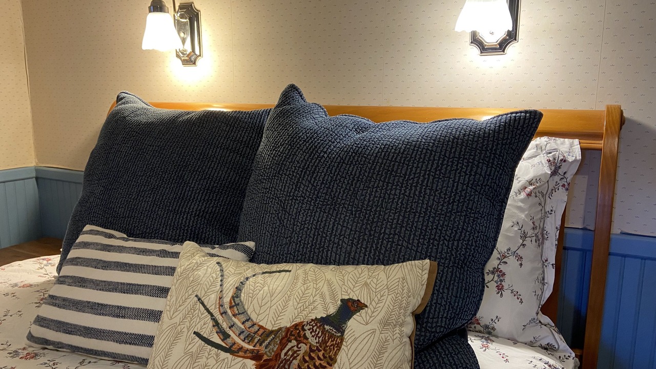 Photo of Bedroom in Alto Pass