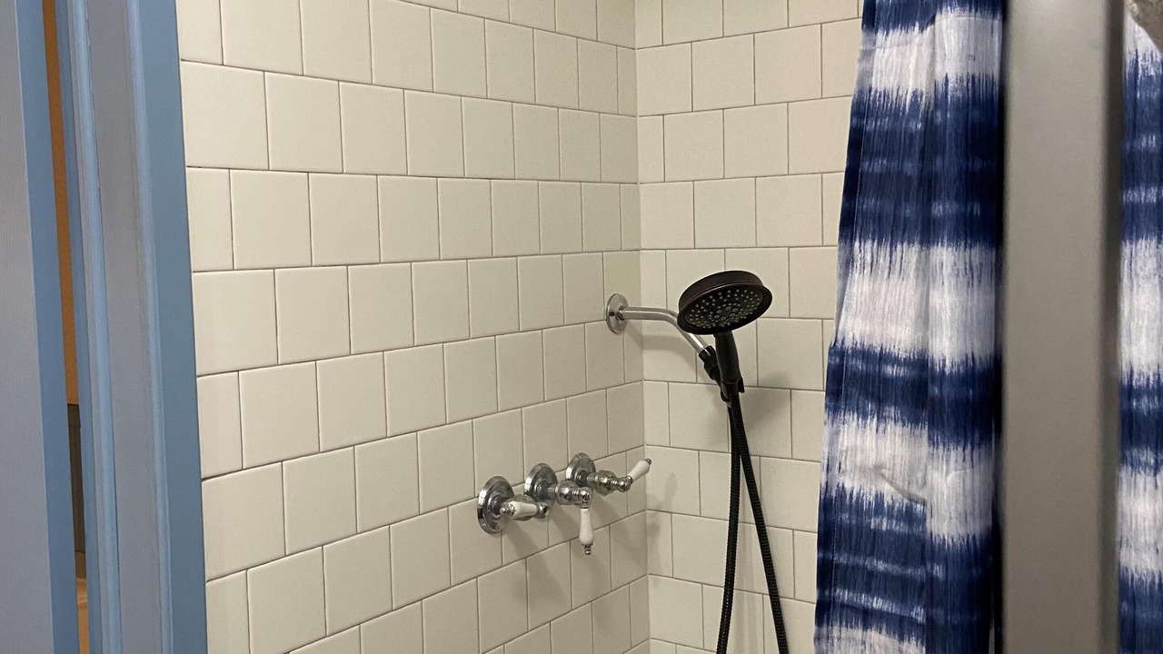Photo of Bathroom in Alto Pass