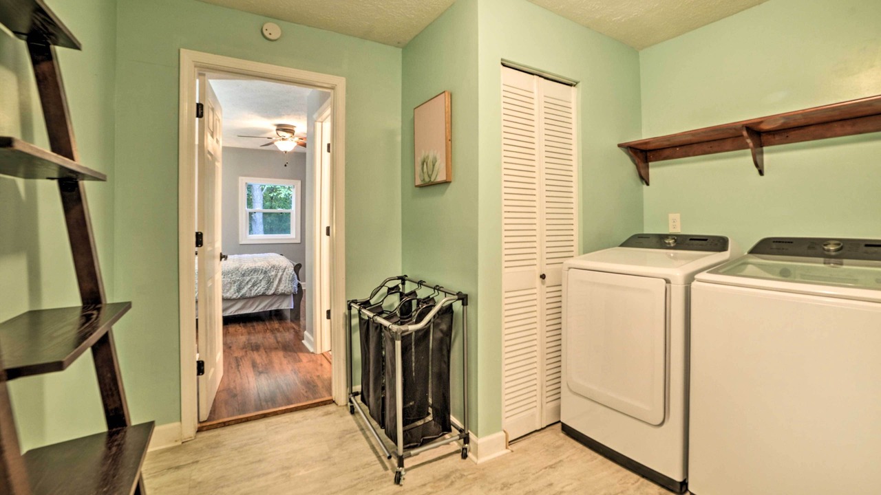Photo of Bedroom in Benton