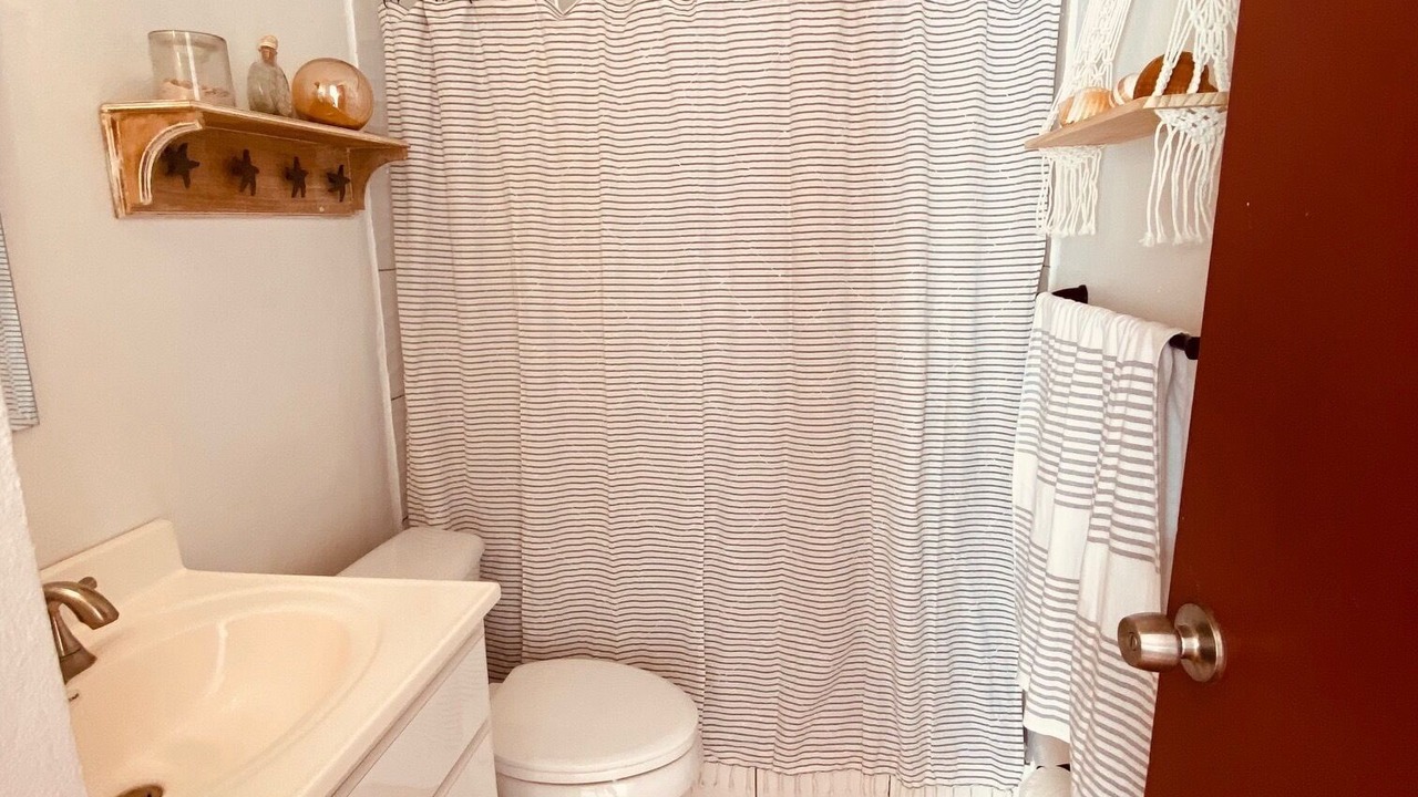 Photo of Bathroom in El Combate
