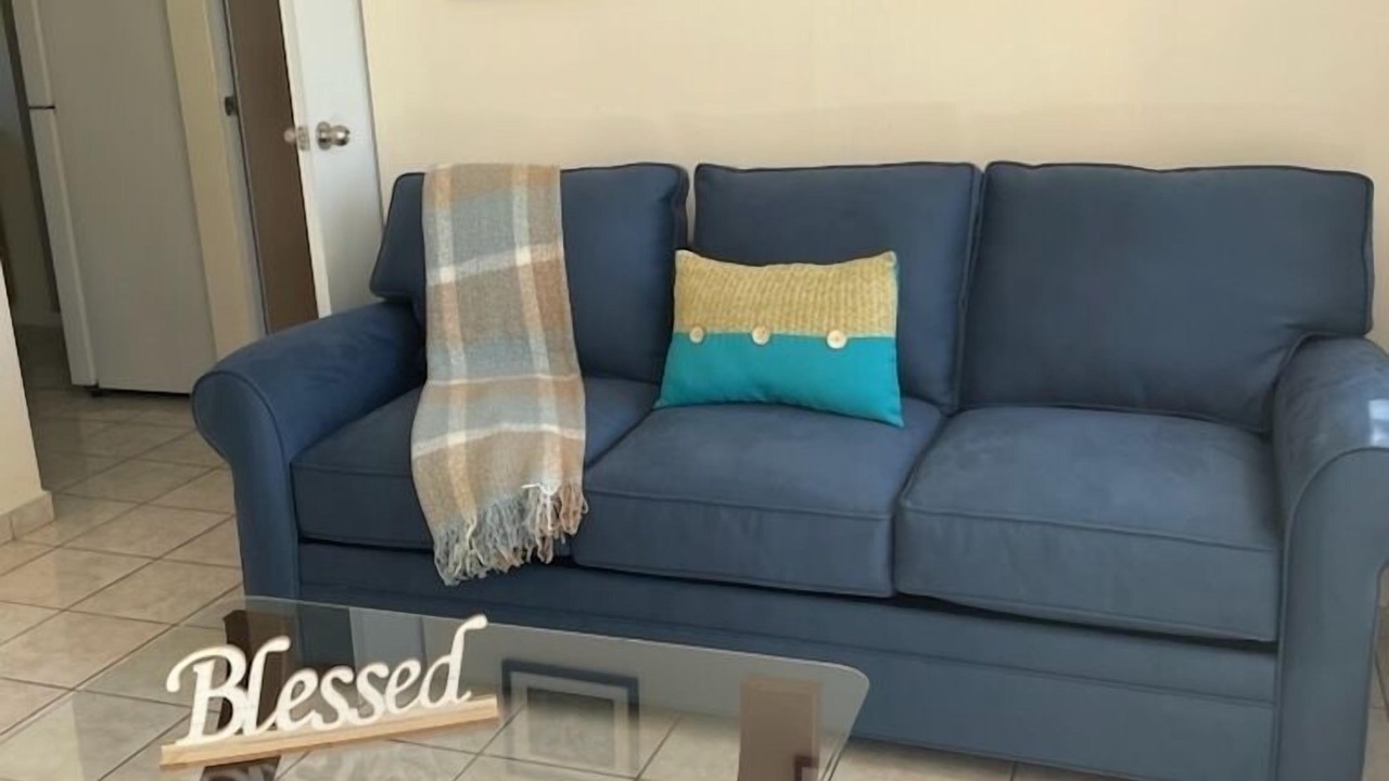 Photo of Livingroom in Davis Tract