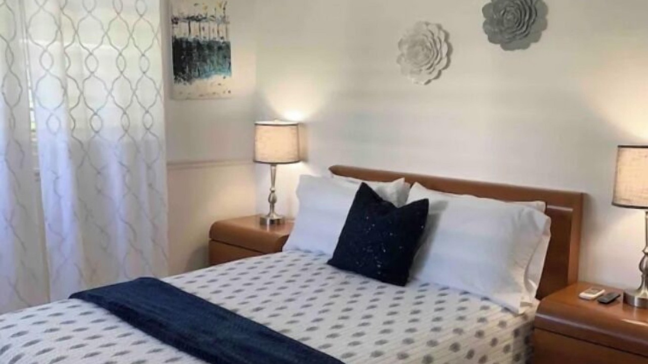 Photo of Bedroom in Davis Tract