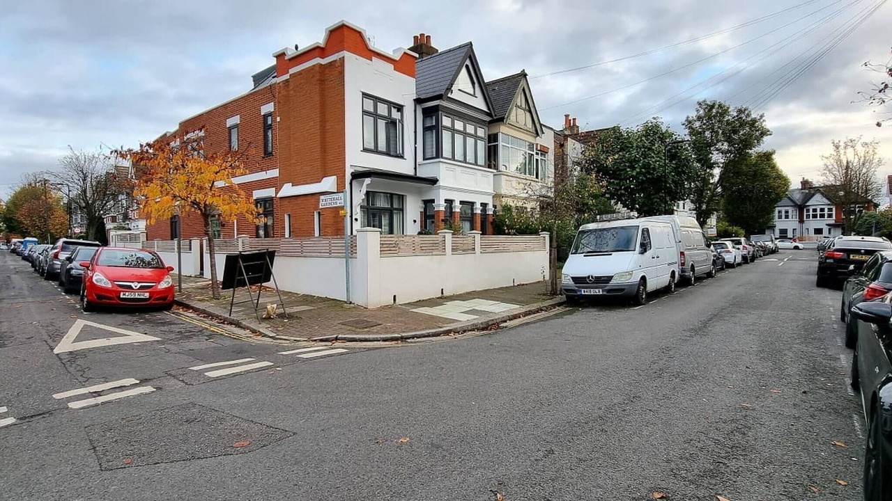 Photo of Others in South Acton