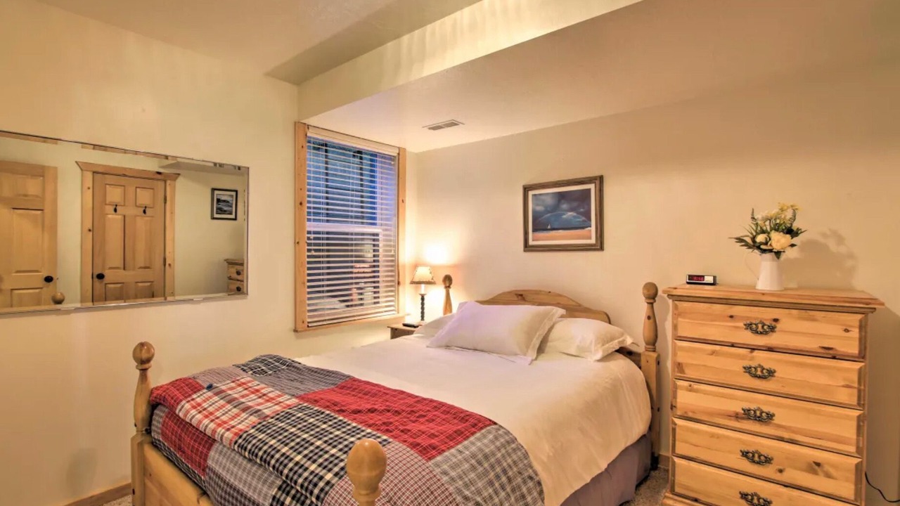 Photo of Bedroom in Garden City