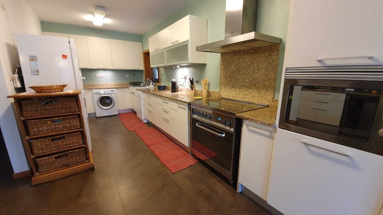 Photo of Kitchen in Cossourado