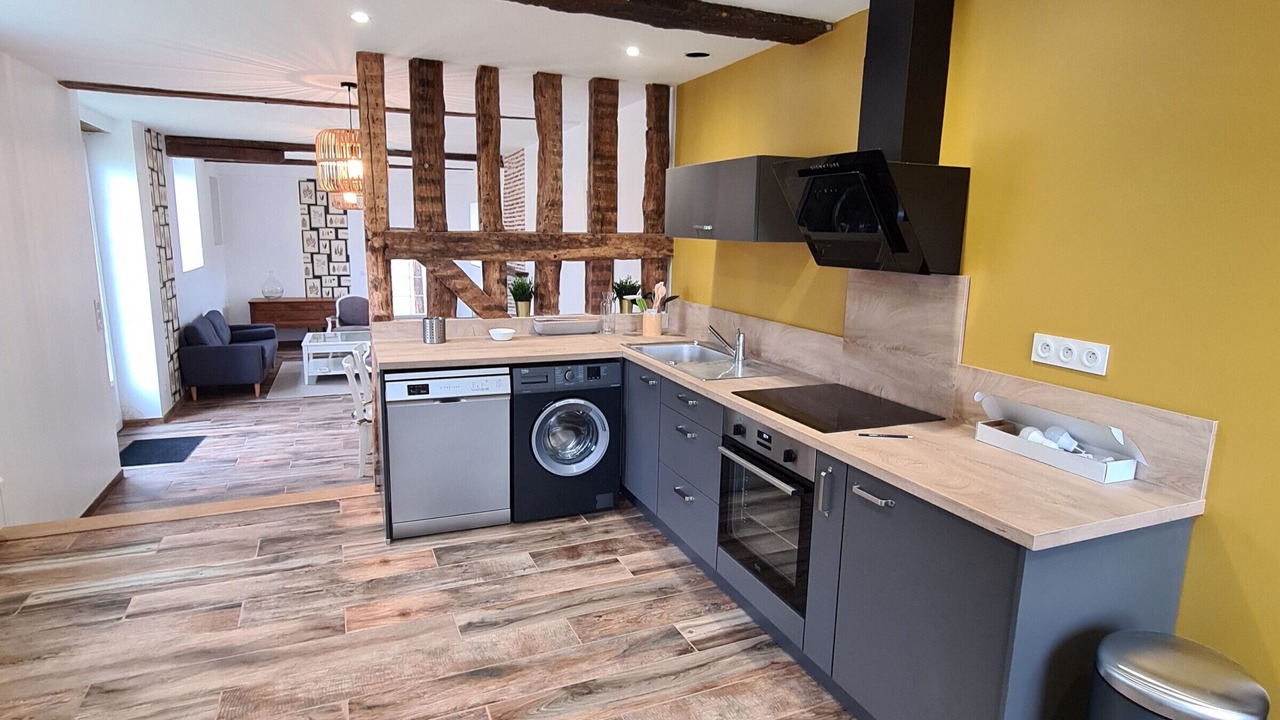 Photo of Kitchen in Loury