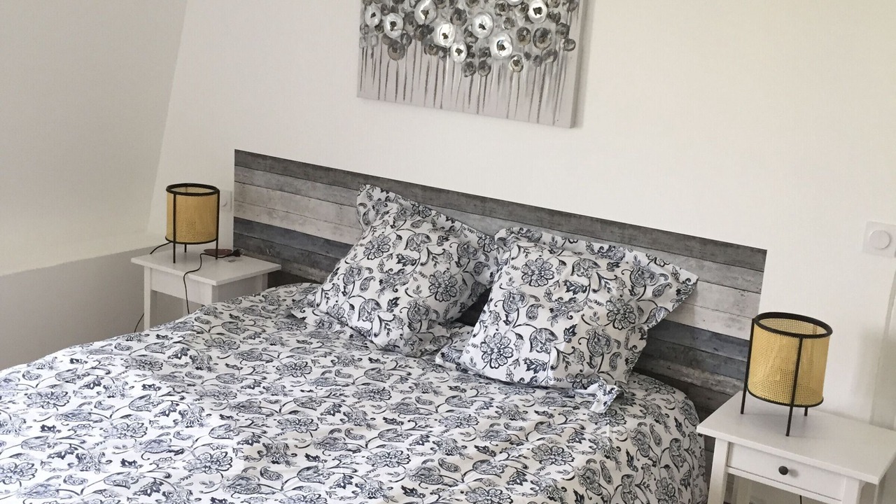 Photo of Bedroom in Loury