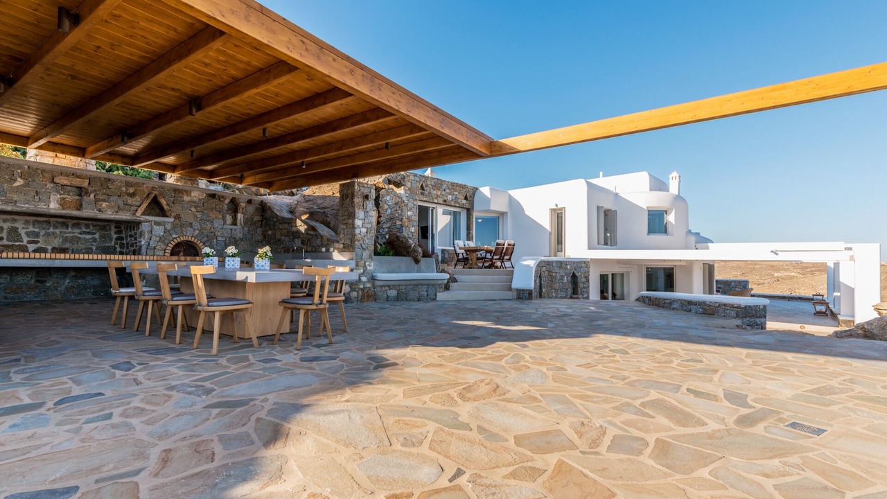 Photo of Outdoor in Elia