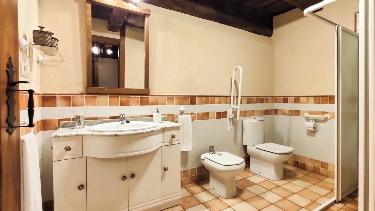Photo of Bathroom in Larraun