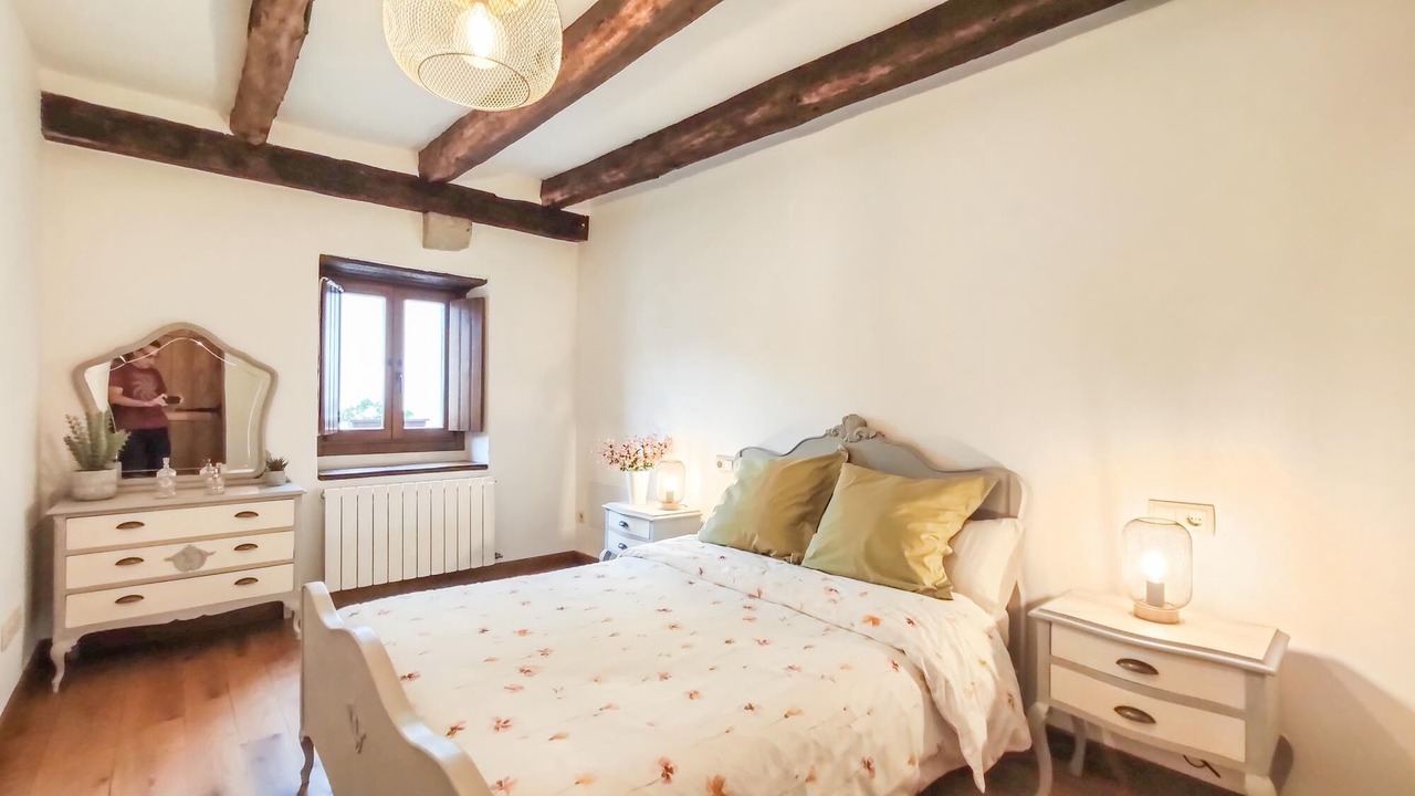 Photo of Bedroom in Larraun
