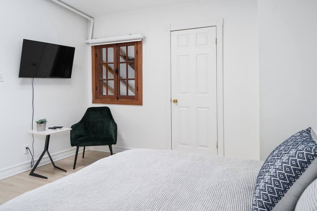 Photo of Bedroom in Old Montreal