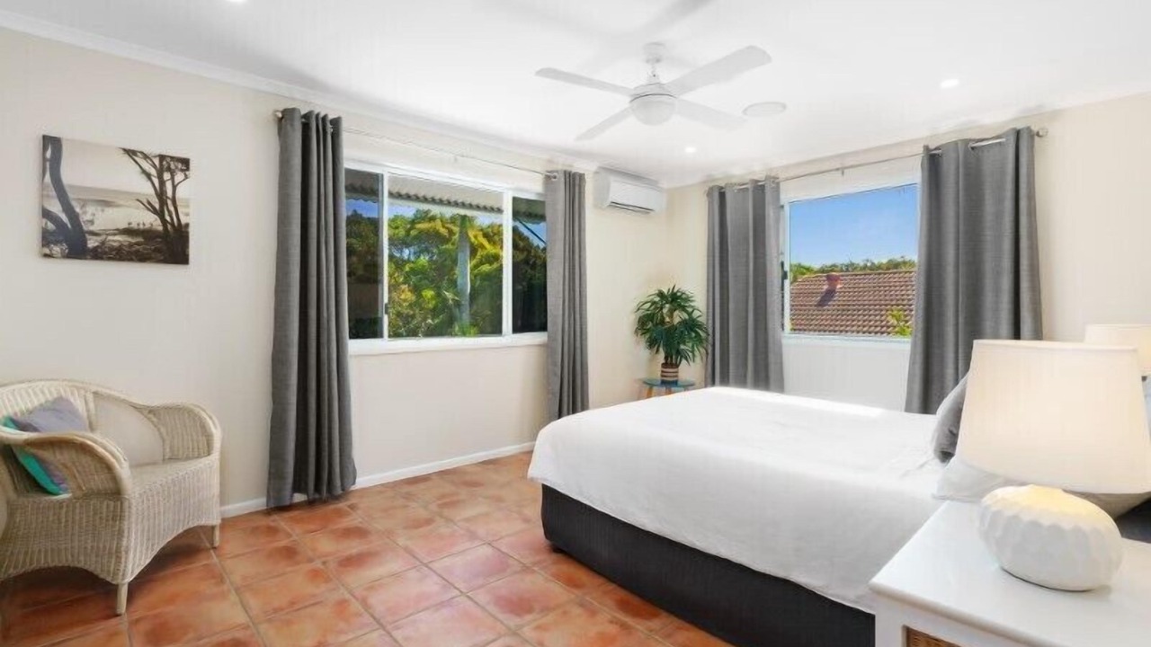 Photo of Bedroom in Castaways Beach