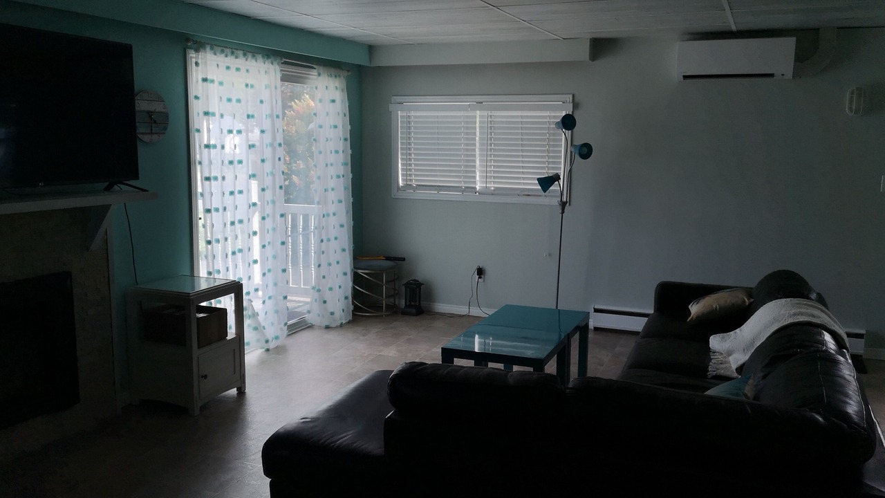 Photo of Livingroom in Turkey Point