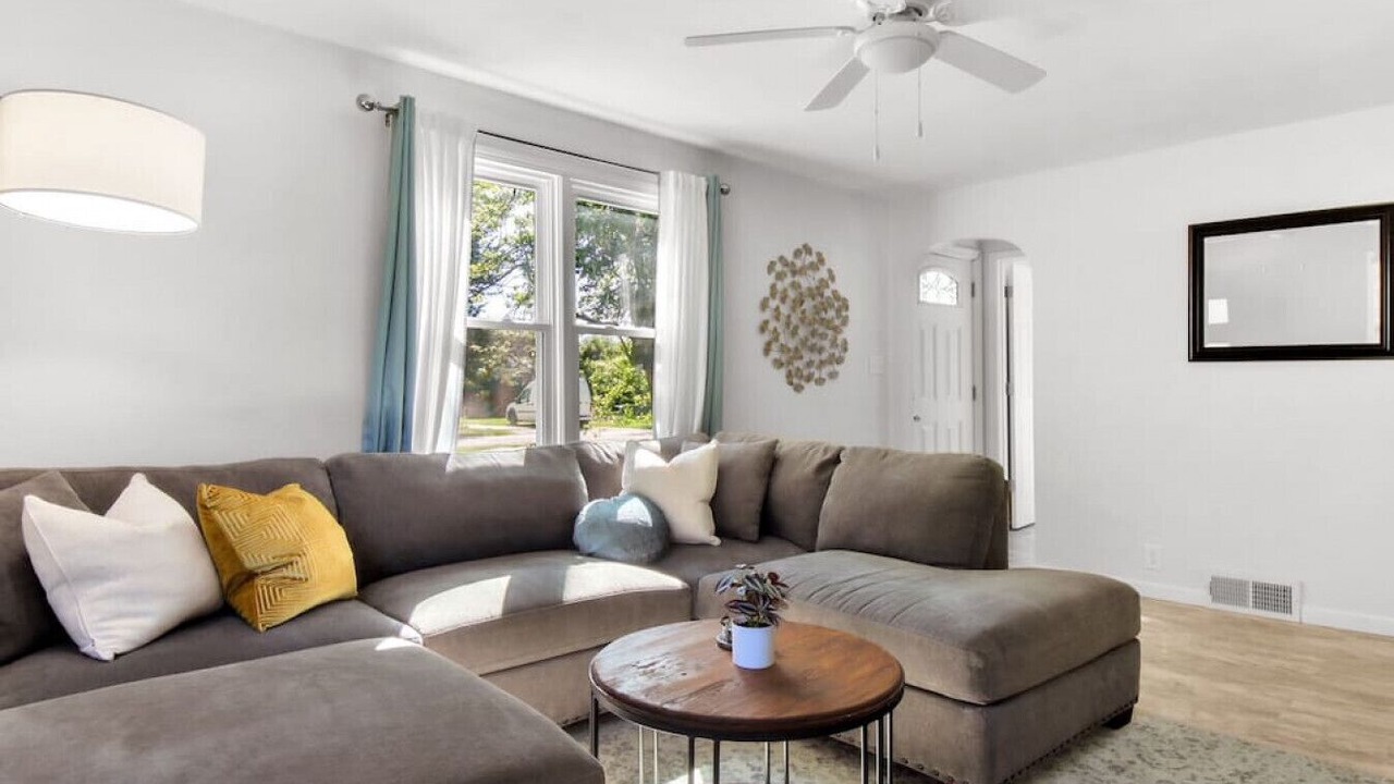 Photo of Livingroom in Sunnyland