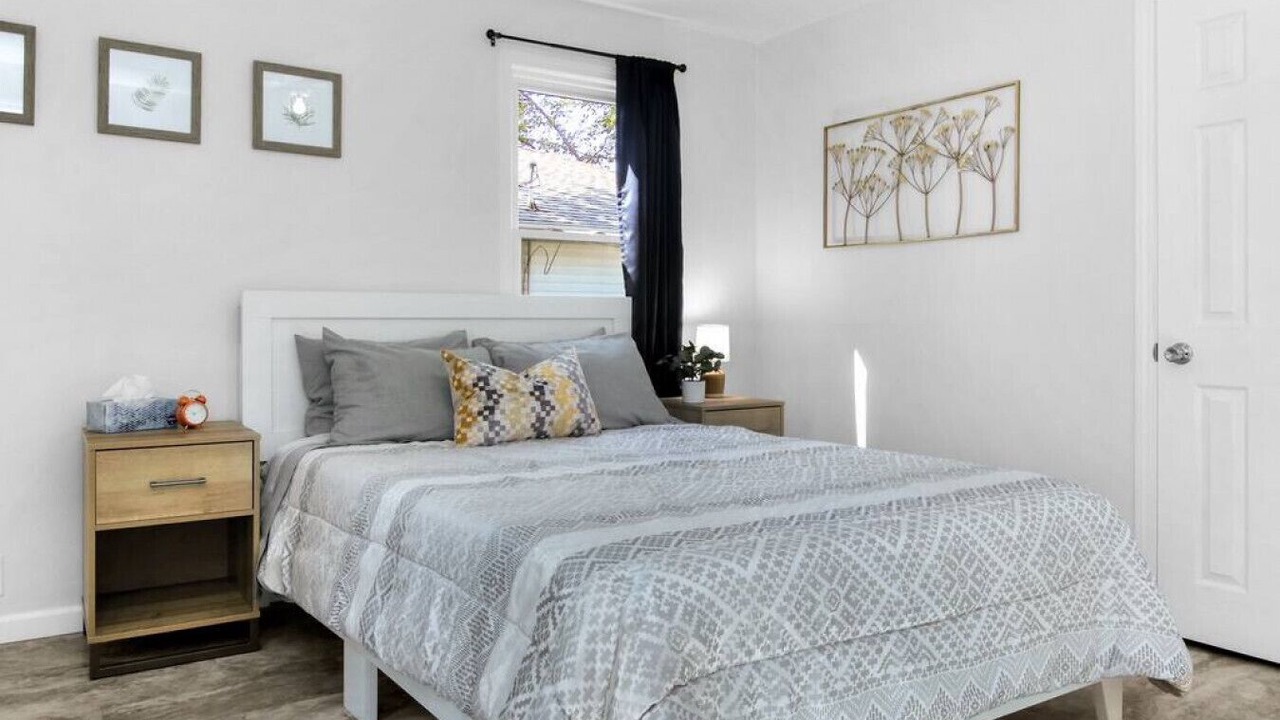 Photo of Bedroom in Sunnyland