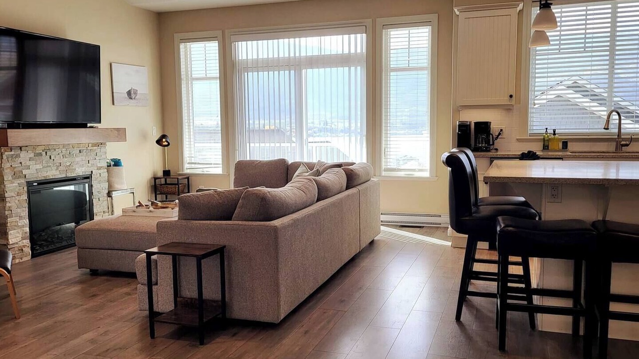 Photo of Livingroom in Okanagan-Similkameen