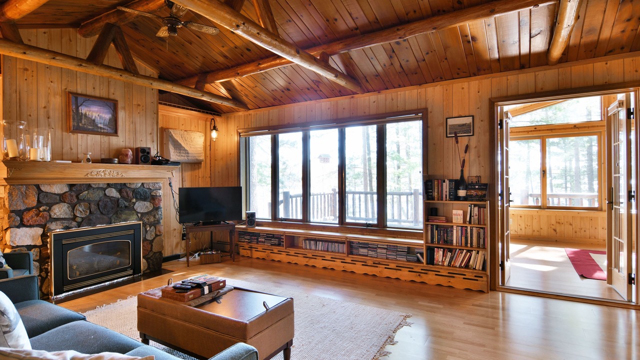Photo of Livingroom in Solon Springs