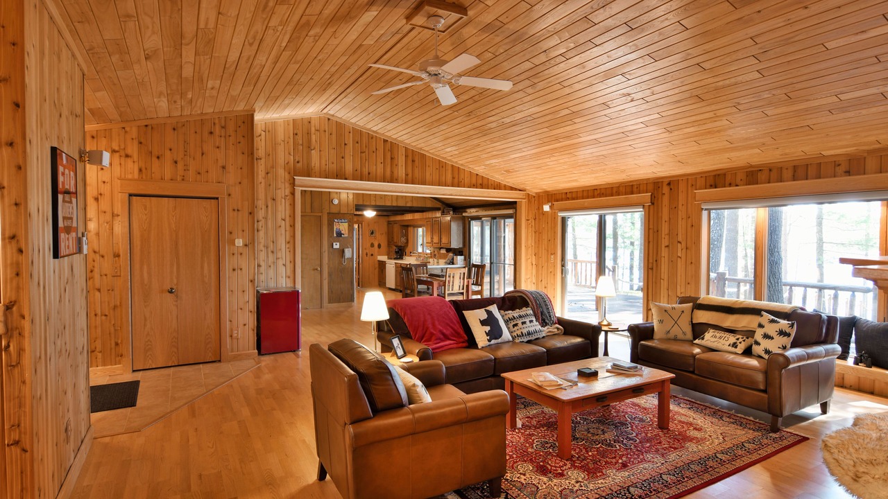 Photo of Livingroom in Solon Springs