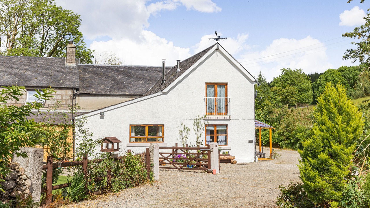 Photo of Outdoor in Salen