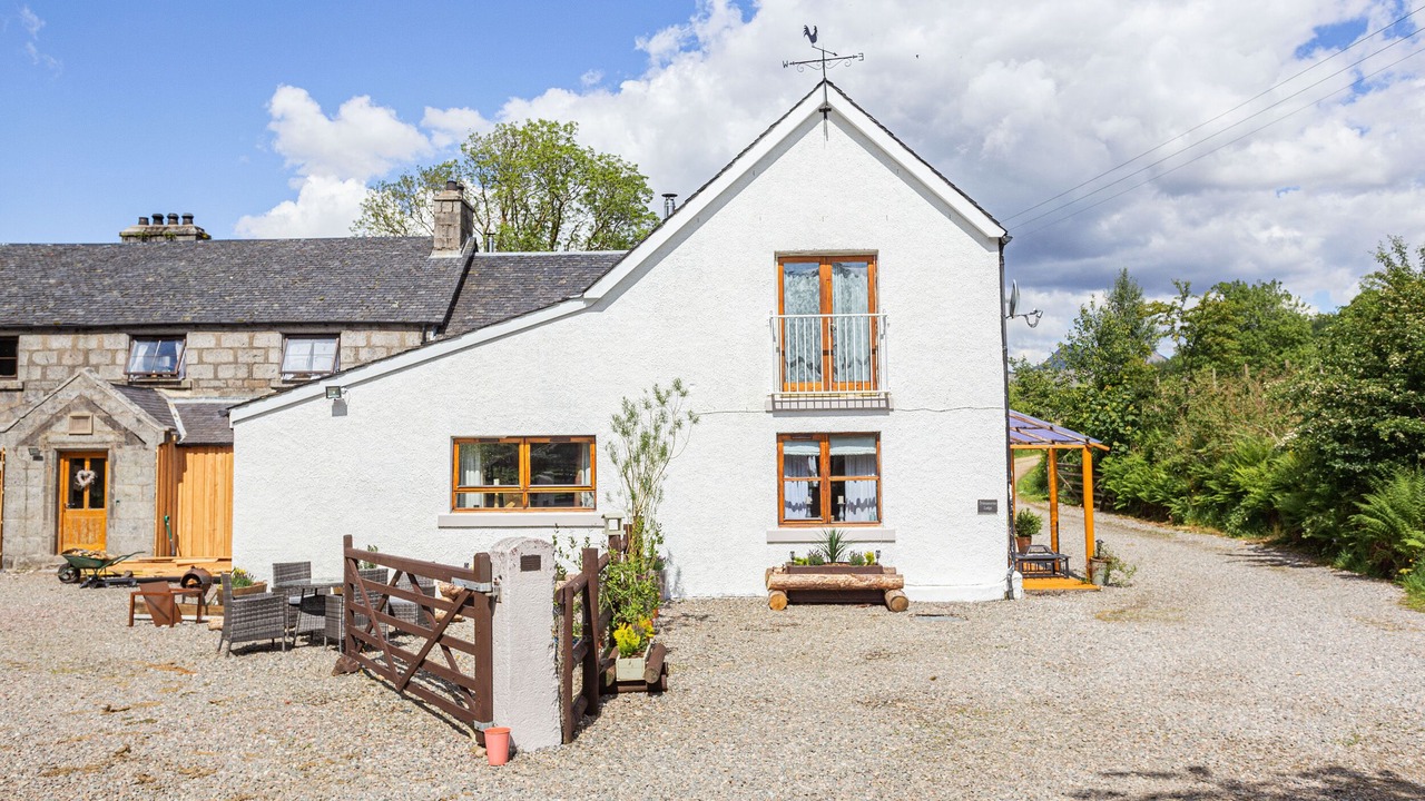 Photo of Outdoor in Salen