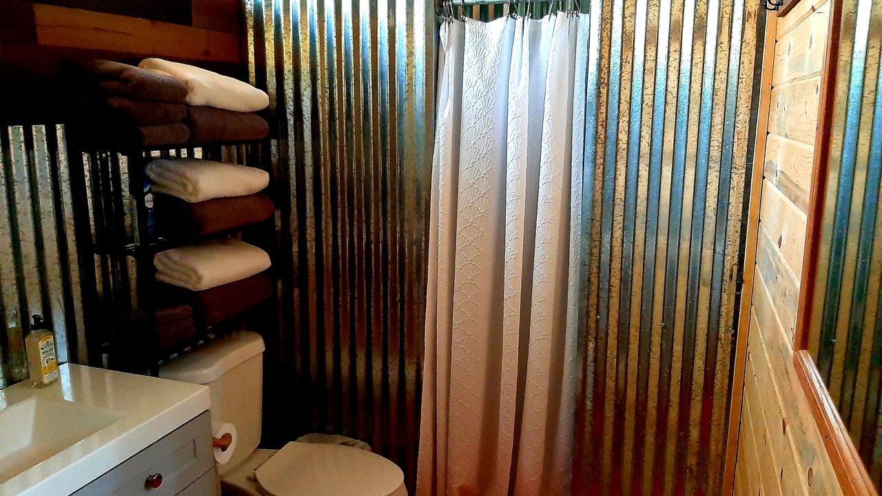 Photo of Bathroom in Fenn