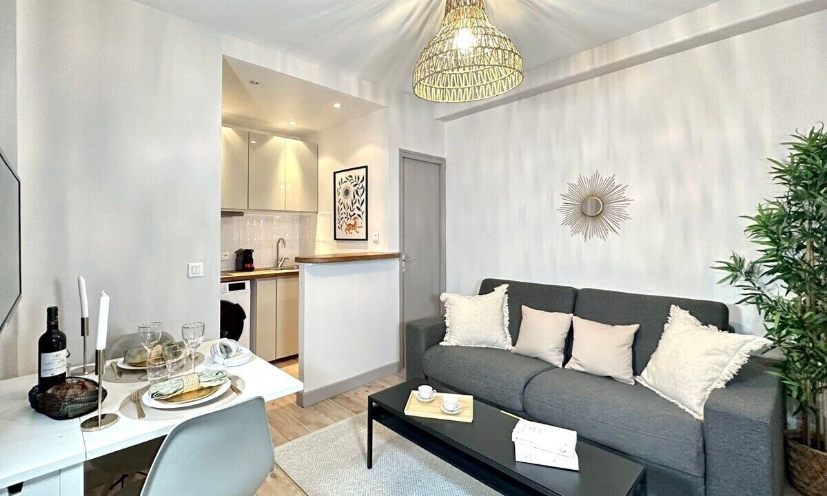 Photo of Bedroom in Passy