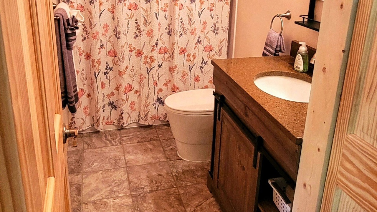 Photo of Bathroom in Logan